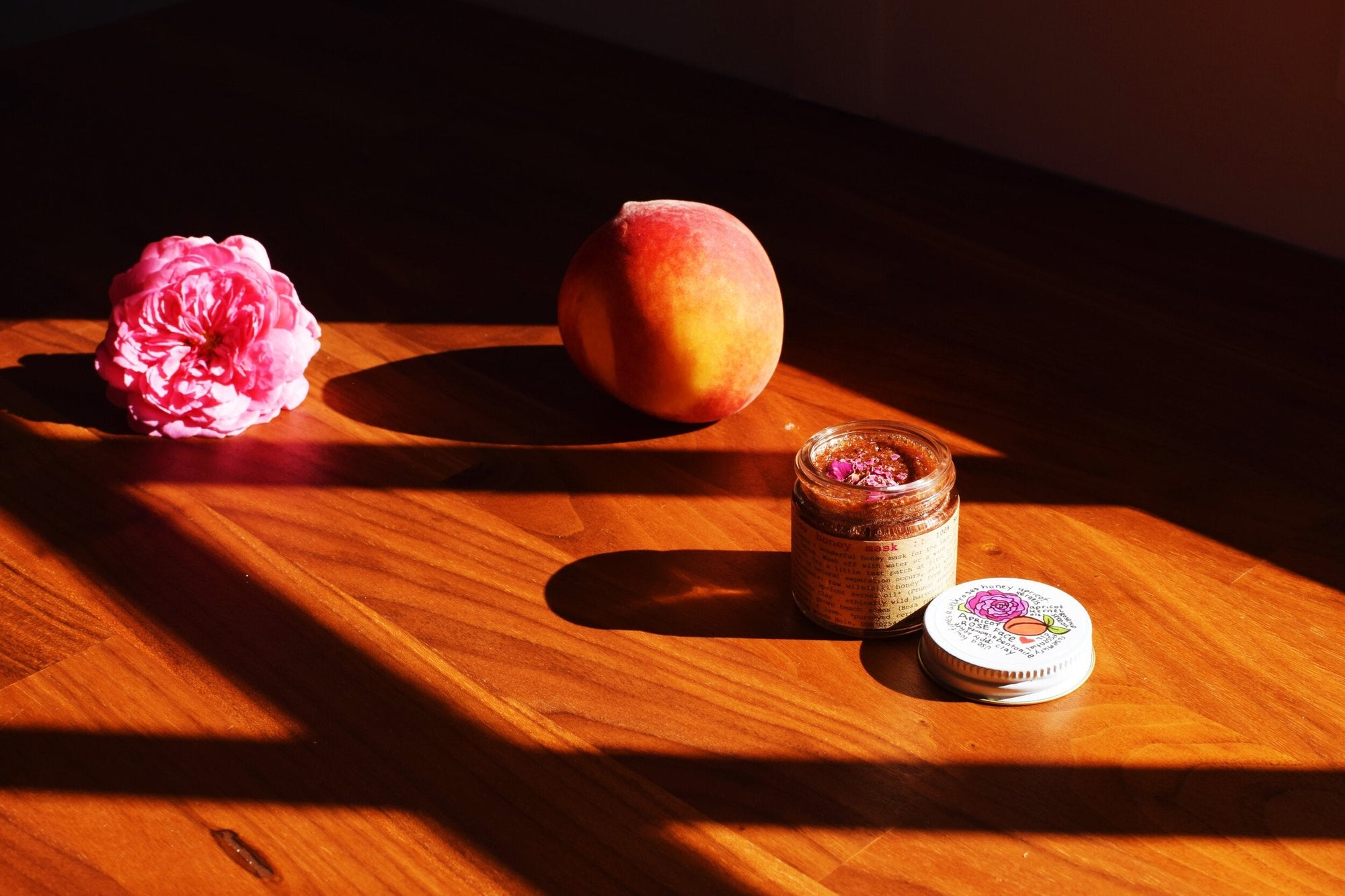 Apricot Rose Scrub Mask